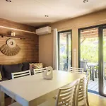 Nova キャンプ場 5*