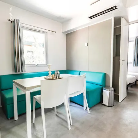 キャンプ場 Nova グリモー